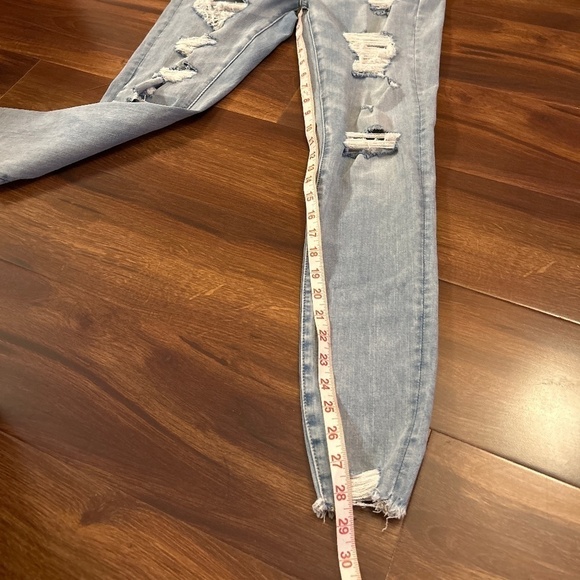 AMERICAN EAGLE Ripped Super High Rise Jegging size 6 - Picture 11 of 11